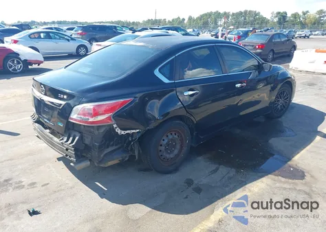 2014 Nissan Altima 2.5/2.5 S/2.5 Sl/2.5 Sv z USA, uszkodzony, nr VIN 1N4AL3AP9EC263723